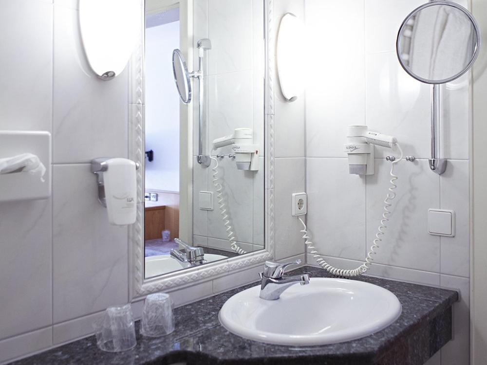 Landhotel Graf Obereggenen Phòng bức ảnh